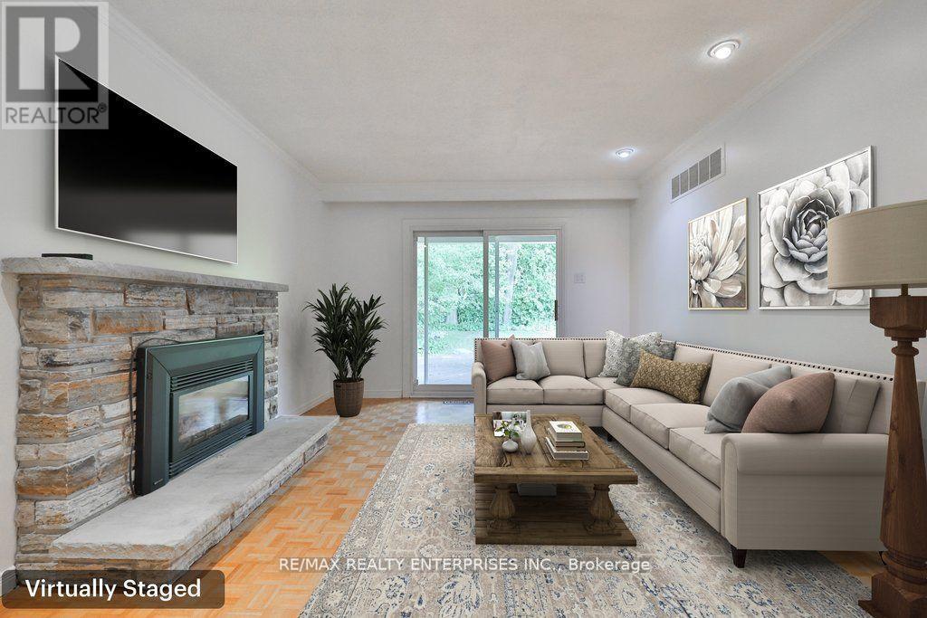 Photo 12 of 2501 Benedet Drive, Mississauga ON