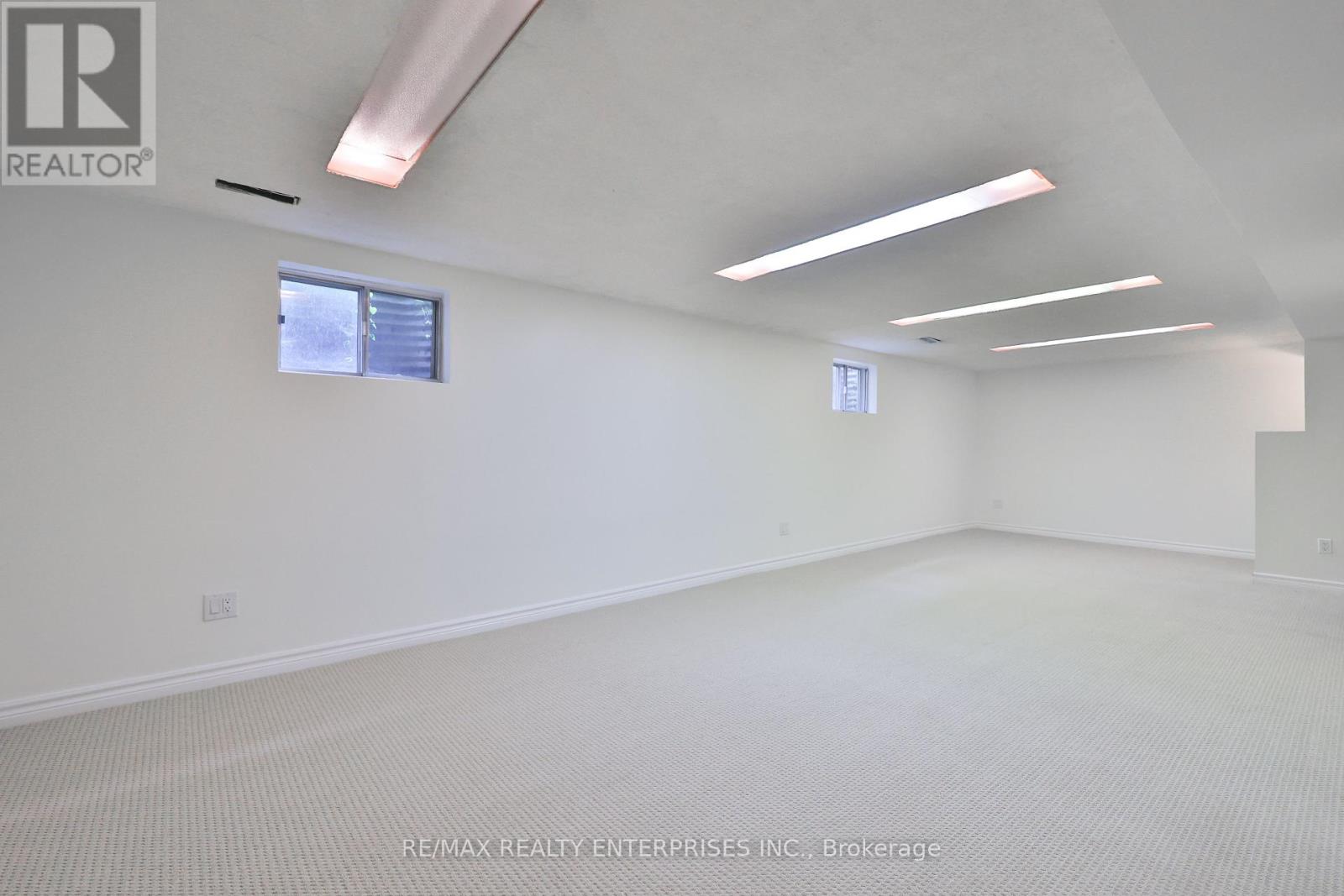 Photo 40 of 2501 Benedet Drive, Mississauga ON