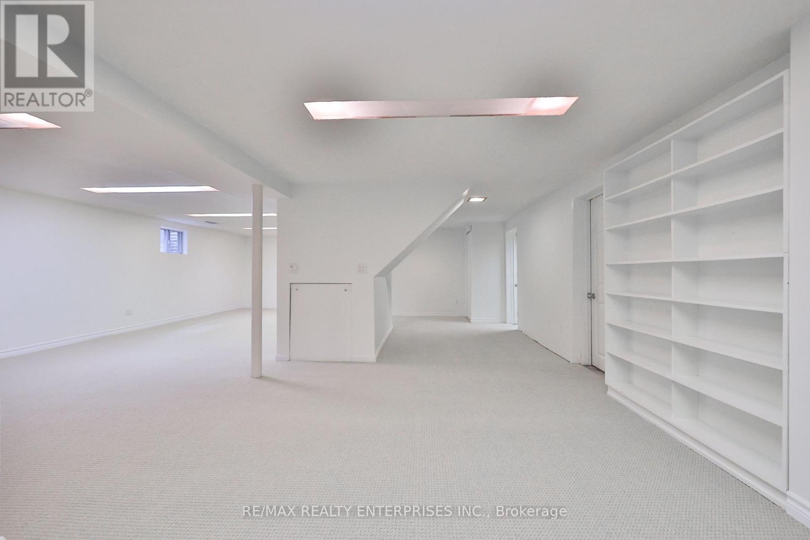 Photo 41 of 2501 Benedet Drive, Mississauga ON