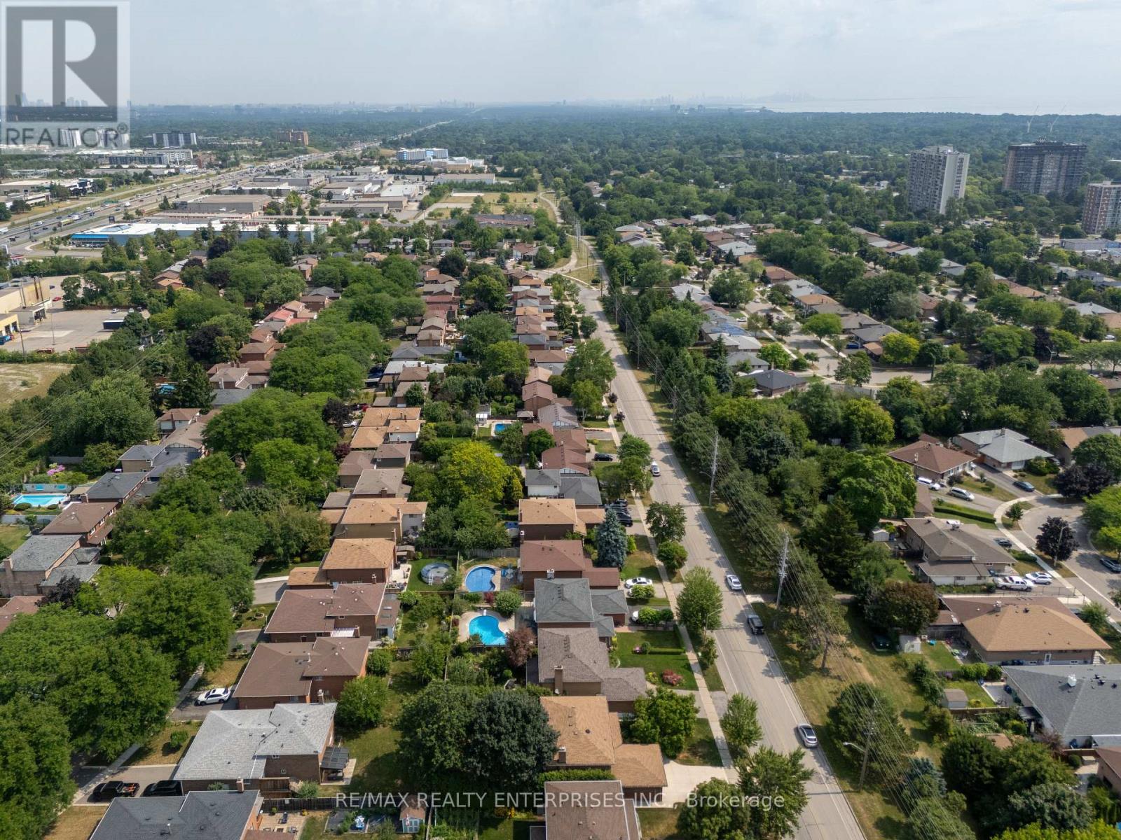 Photo 47 of 2501 Benedet Drive, Mississauga ON