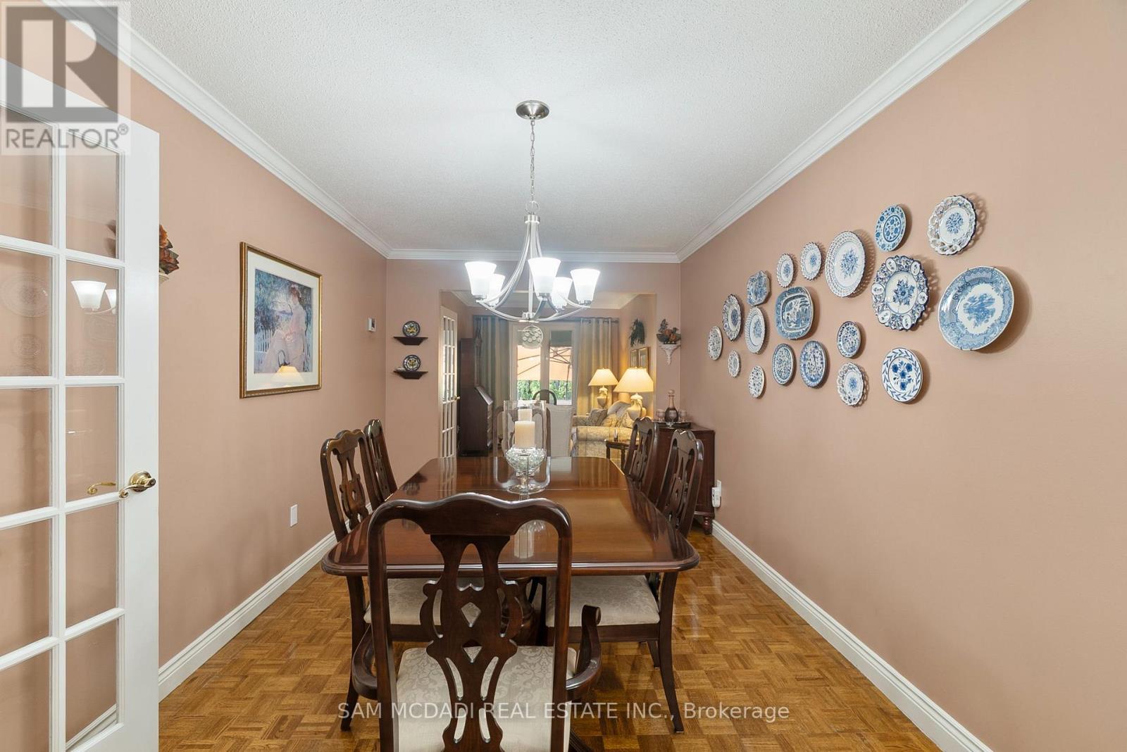 Photo 4 of 4260 Shelby Crescent, Mississauga ON