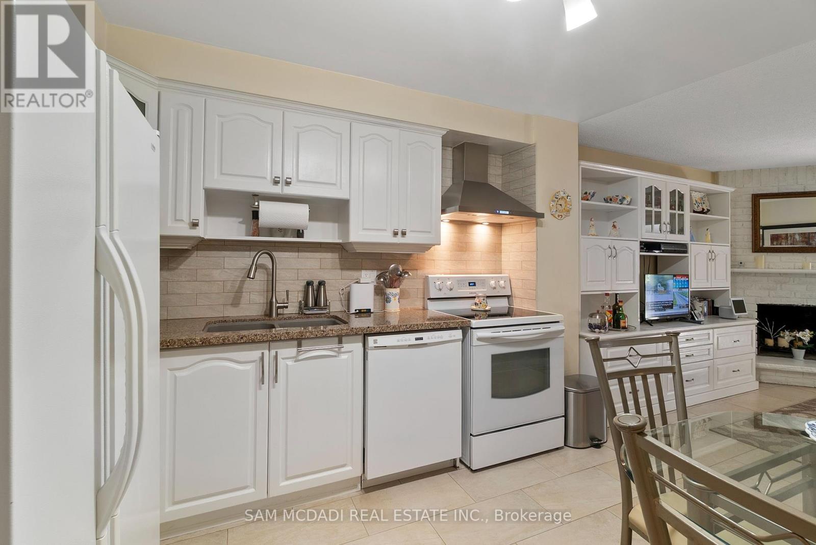 Photo 40 of 4260 Shelby Crescent, Mississauga ON