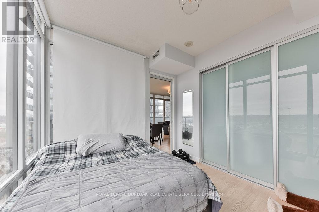 Photo 29 of 1511 88 Park Lawn Road, Toronto ON