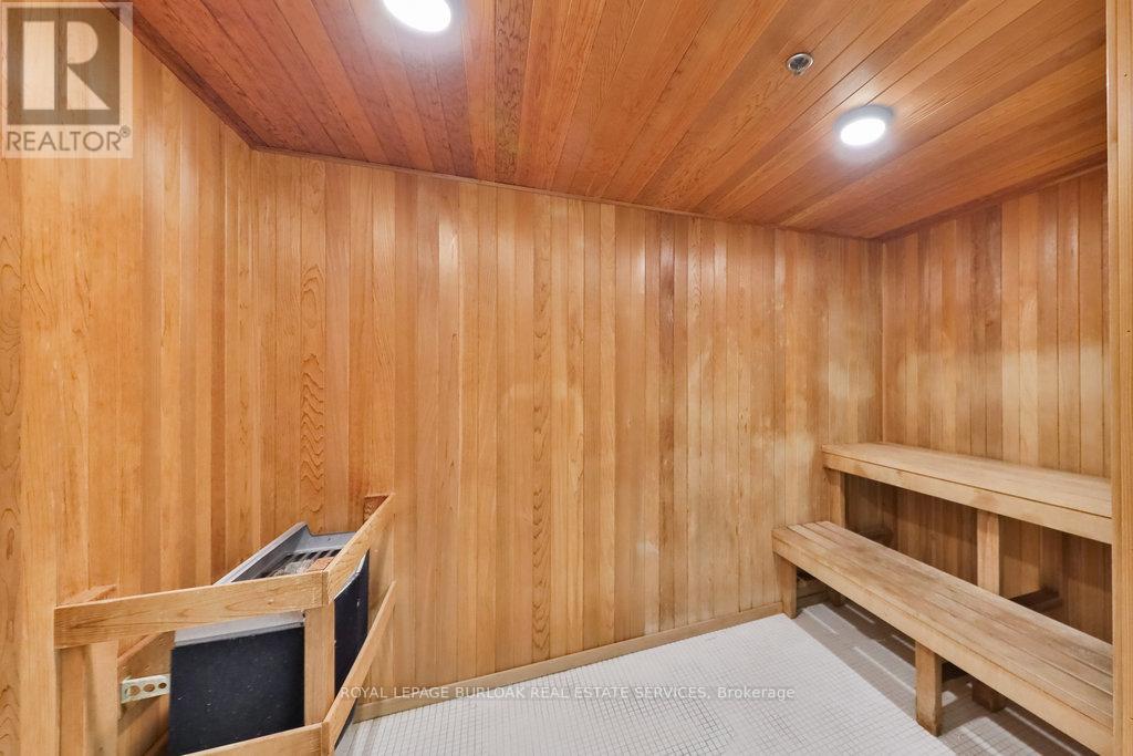 Photo 42 of 1511 88 Park Lawn Road, Toronto ON