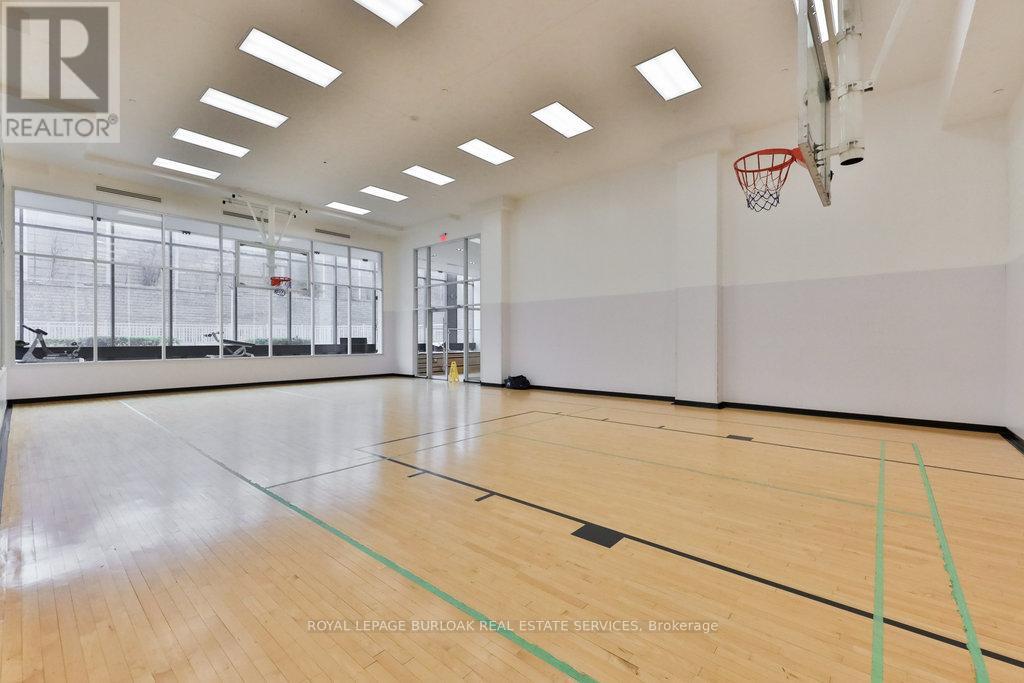 Photo 47 of 1511 88 Park Lawn Road, Toronto ON