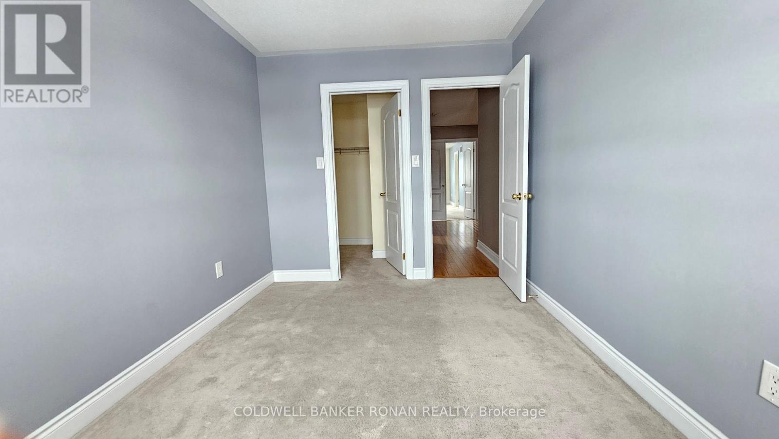 Photo 6 of 116 Tomabrook Crescent, Brampton ON