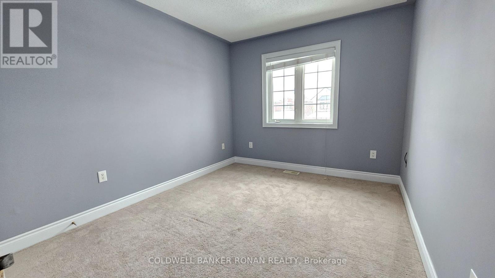 Photo 32 of 116 Tomabrook Crescent, Brampton ON