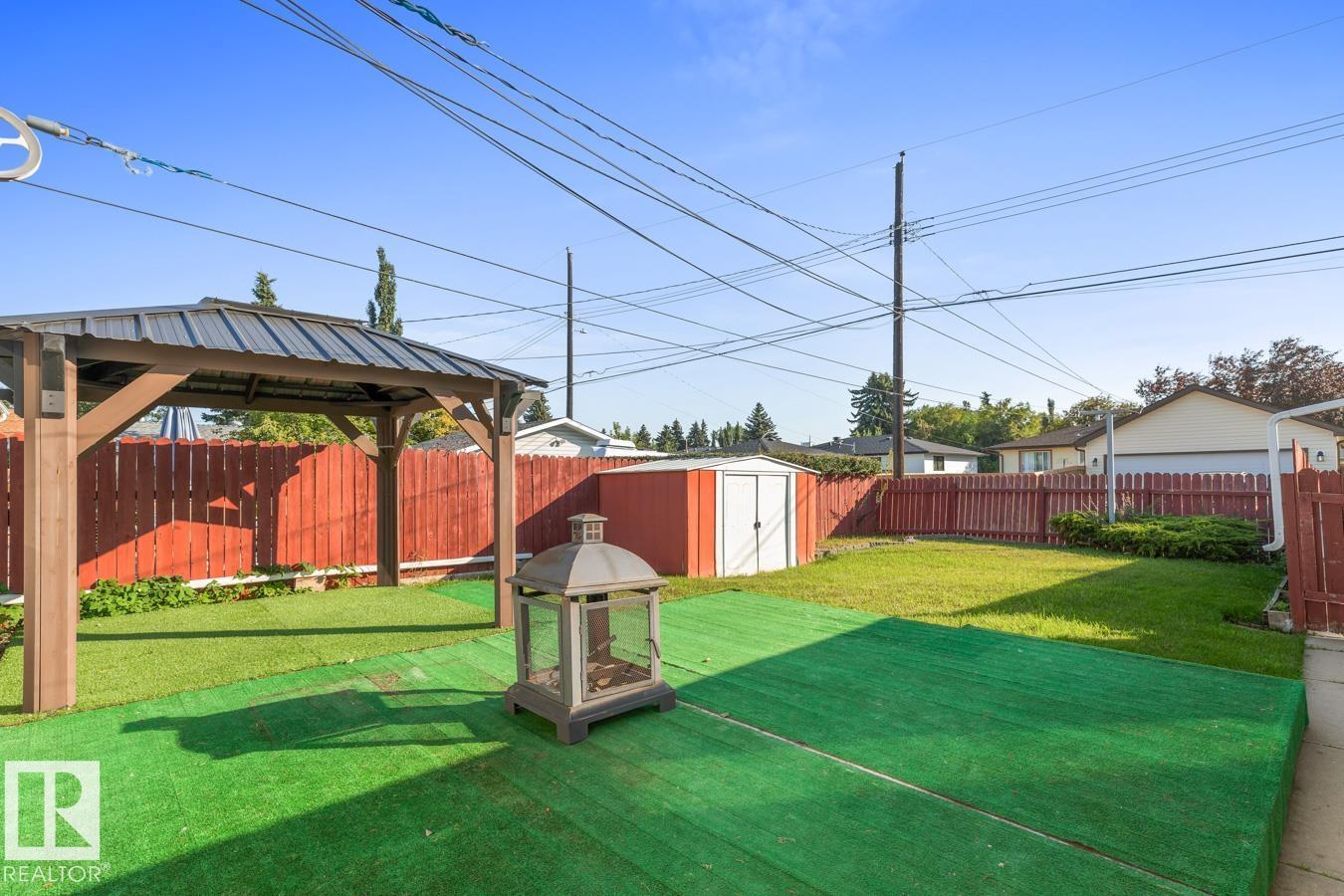 Photo 34 of 9619 69 A St Nw, Edmonton AB