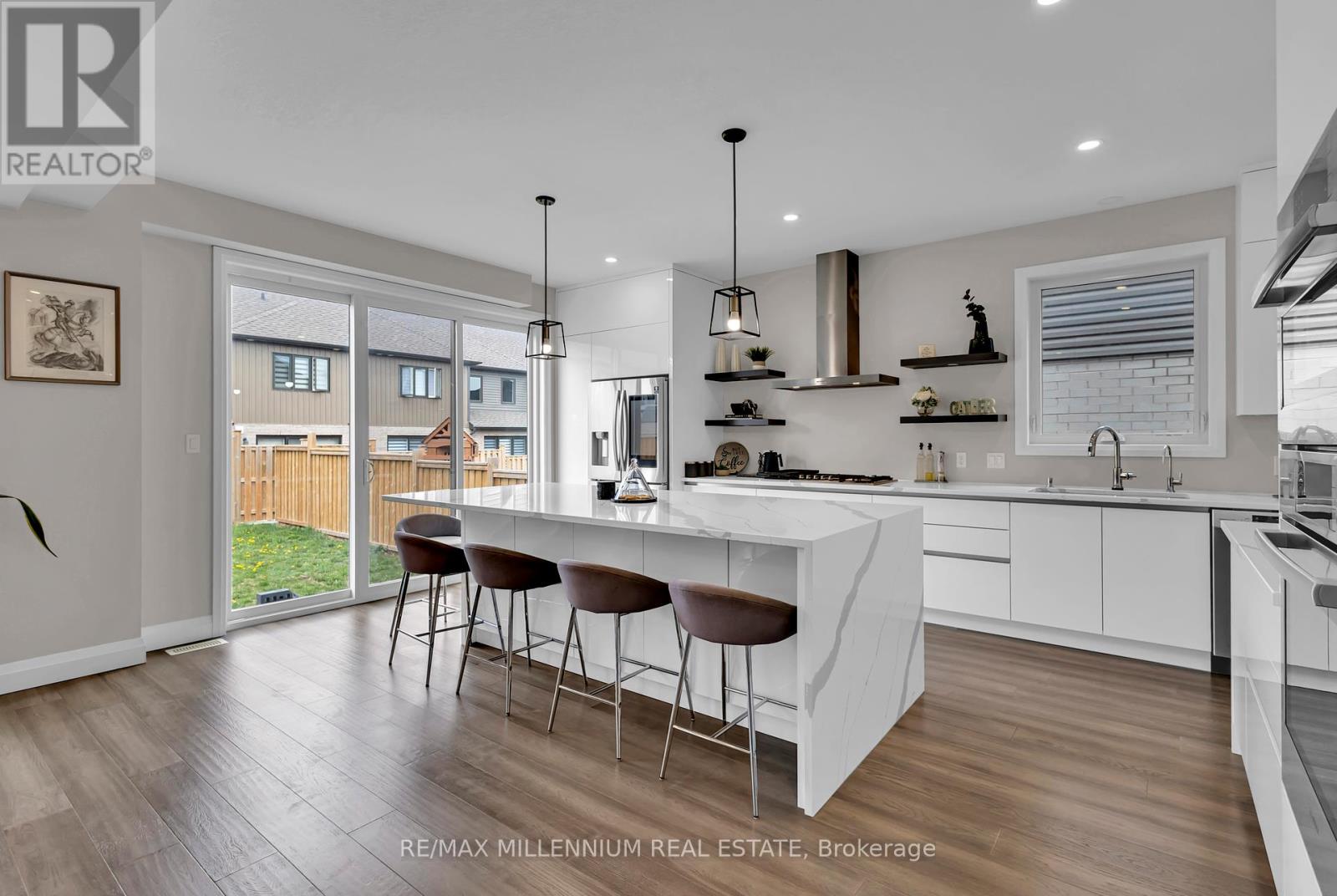Photo 8 of 11 Tindall Crescent S, East Luther Grand Valley ON