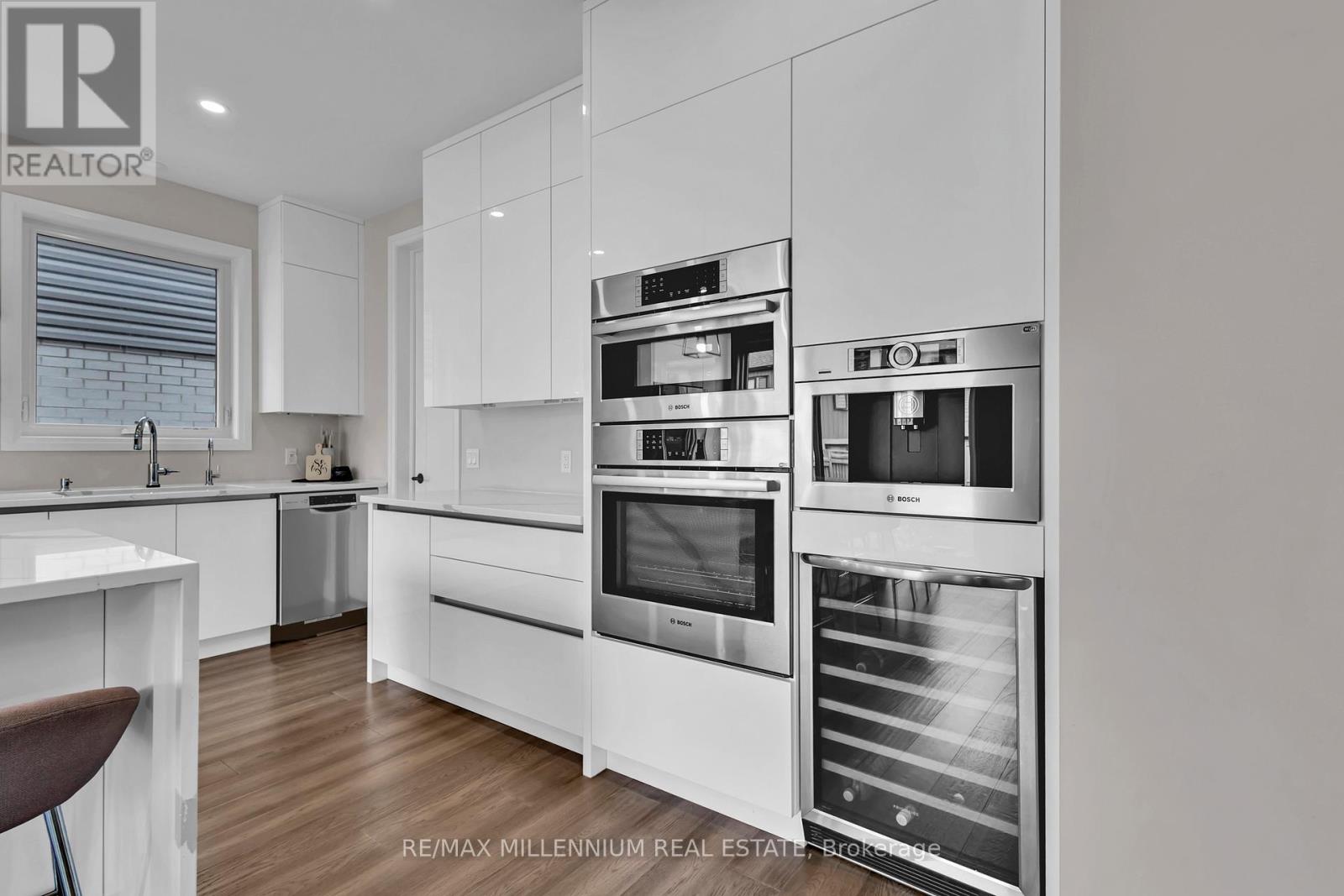 Photo 25 of 11 Tindall Crescent S, East Luther Grand Valley ON