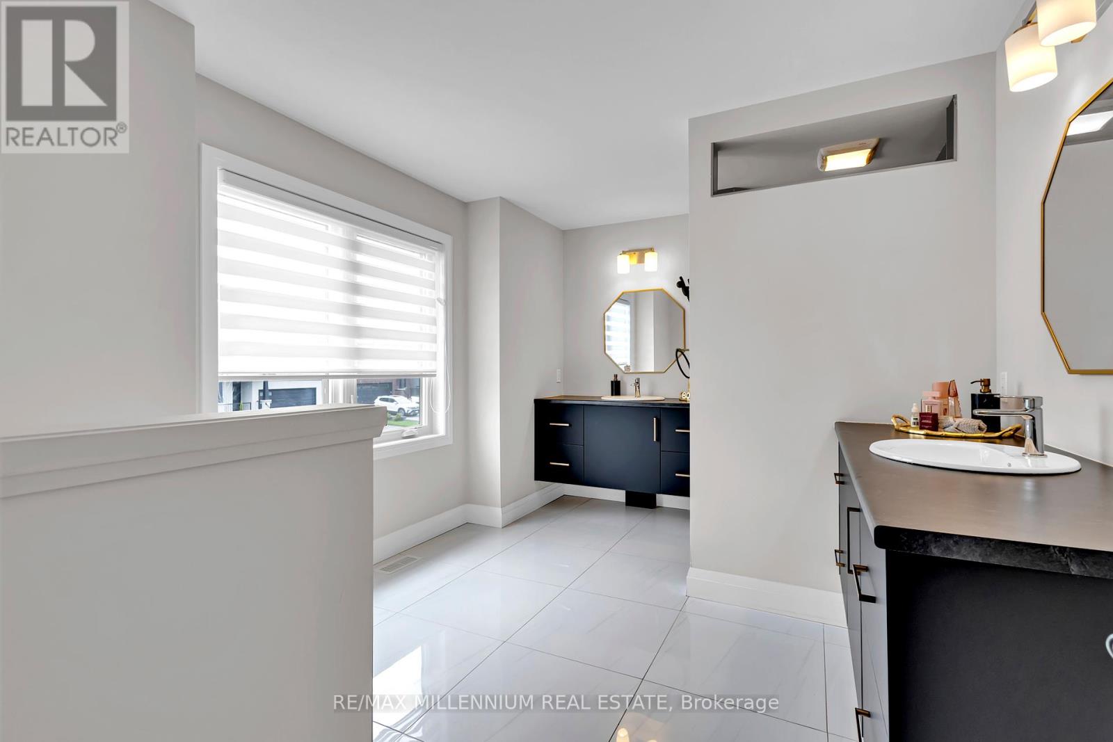 Photo 15 of 11 Tindall Crescent S, East Luther Grand Valley ON
