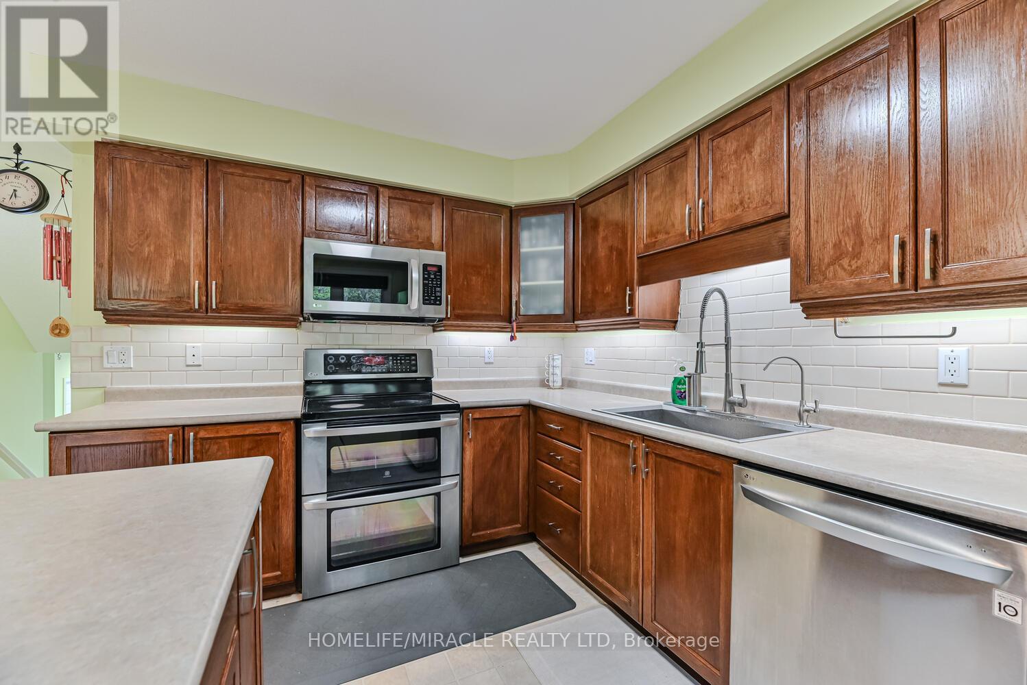 Photo 49 of E 31 110 Activa Avenue, Kitchener ON