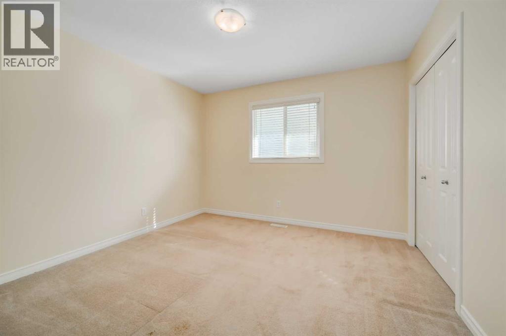 Photo 27 of 43 Sage Valley Court Nw, Calgary AB