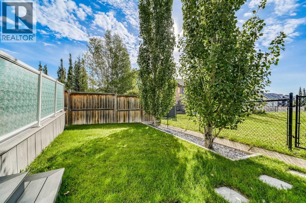 Photo 3 of 43 Sage Valley Court Nw, Calgary AB