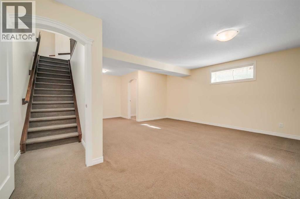 Photo 31 of 43 Sage Valley Court Nw, Calgary AB