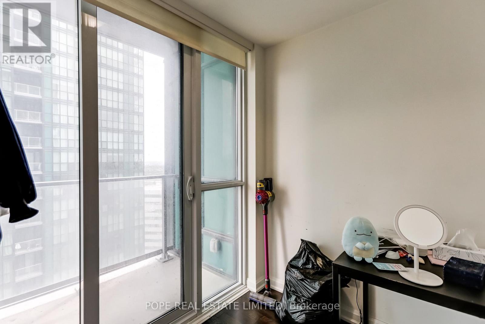 Photo 10 of 2401 11 Bogert Avenue, Toronto ON