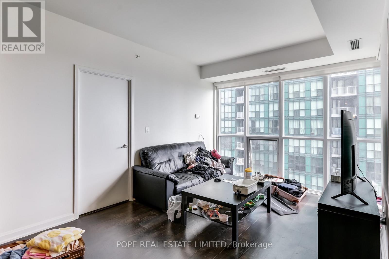 Photo 15 of 2401 11 Bogert Avenue, Toronto ON