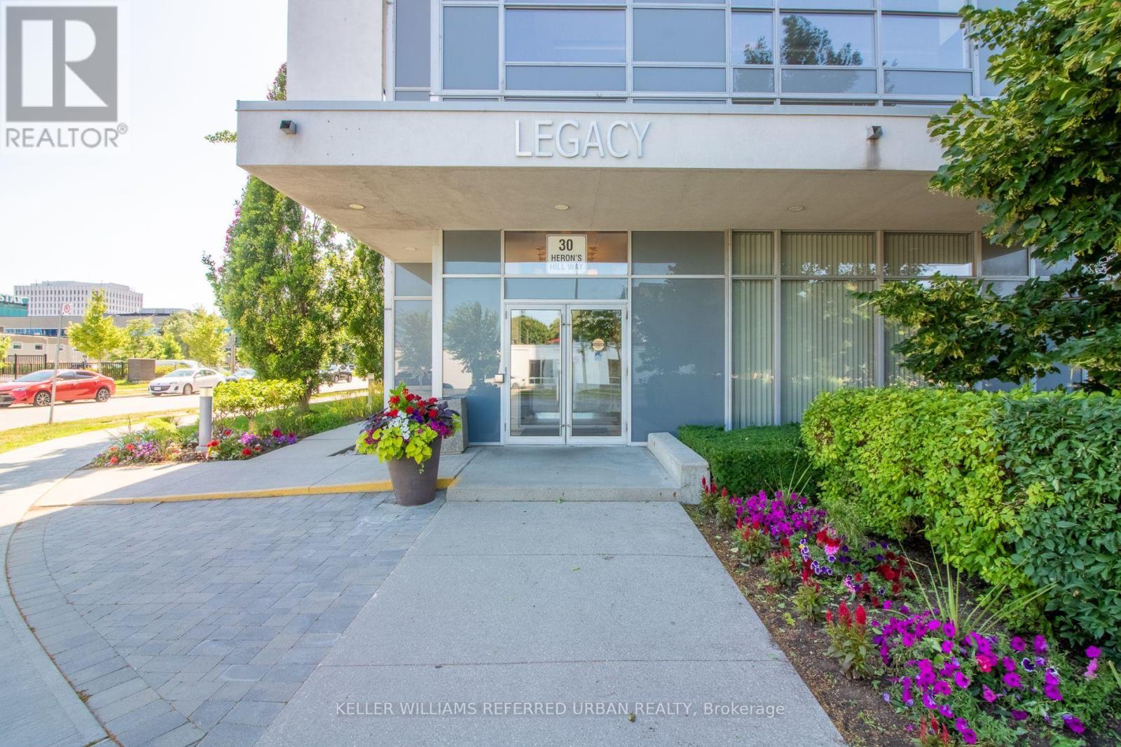 Photo 31 of 2009 30 Herons Hill Way, Toronto ON