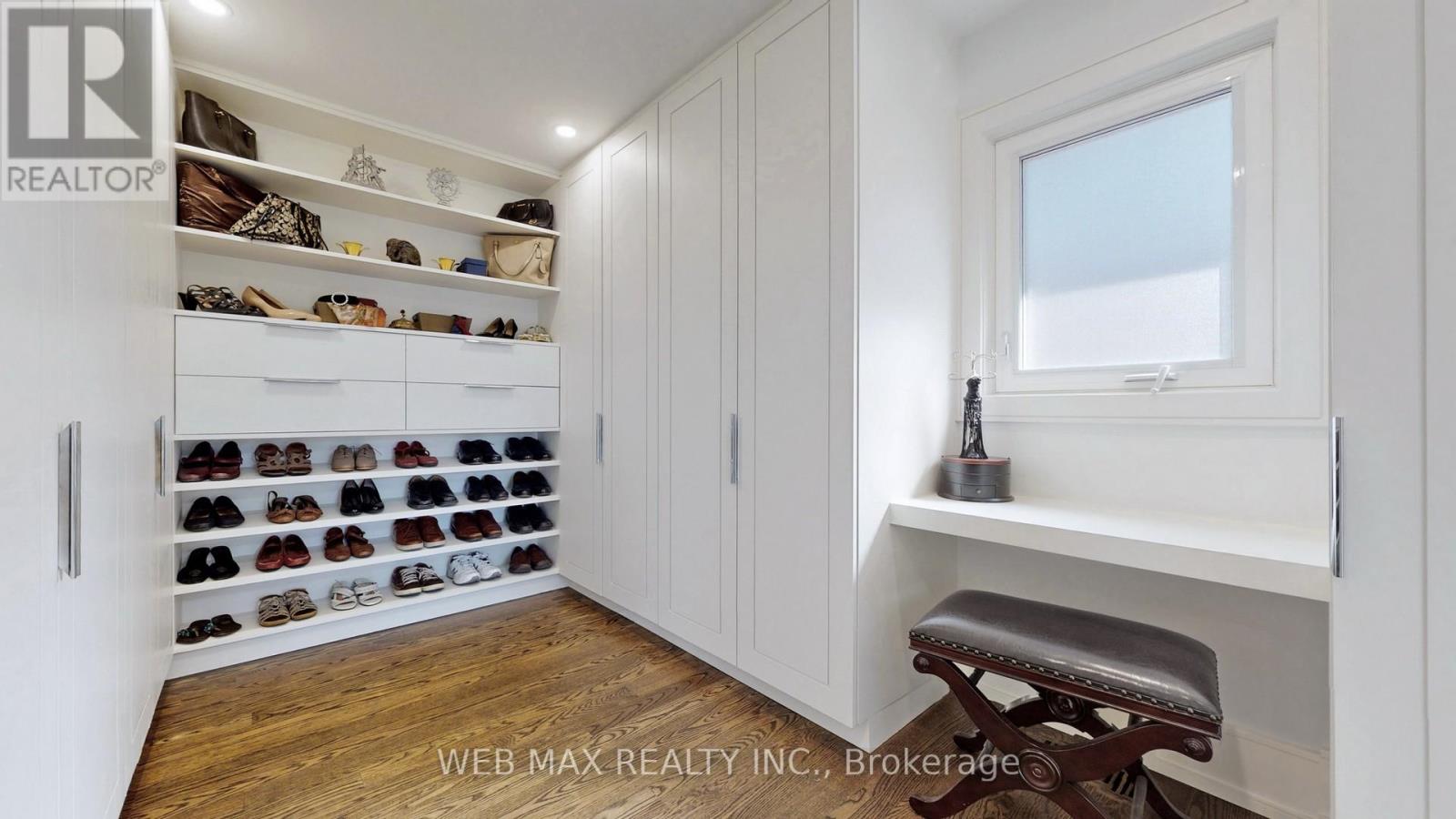 Photo 12 of 54 Fairmeadow Avenue, Toronto ON