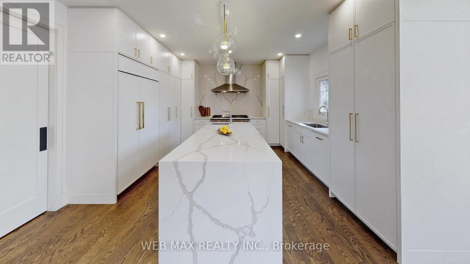 Photo 38 of 54 Fairmeadow Avenue, Toronto ON