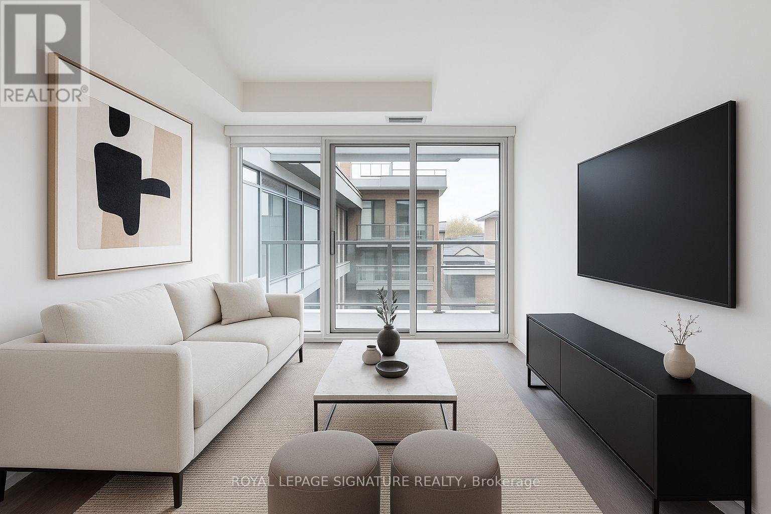 Photo 3 of 302 5 Lakeview Avenue, Toronto ON