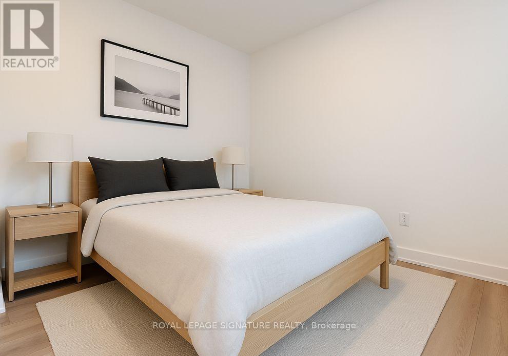 Photo 16 of 302 5 Lakeview Avenue, Toronto ON