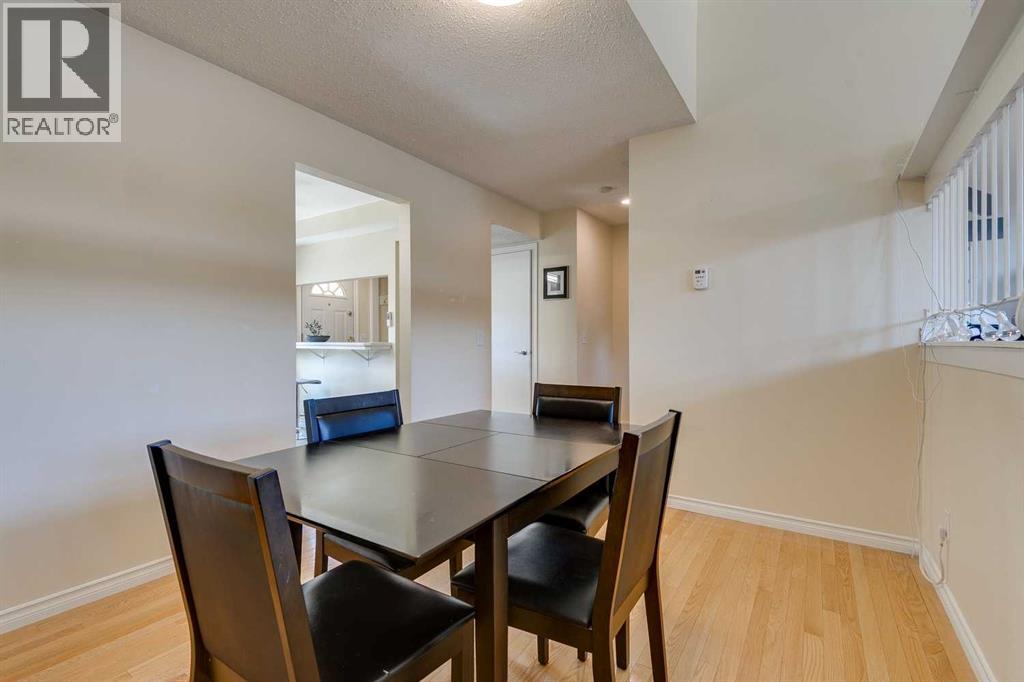 Single Family House 5 Level for Sale in  Brae Glen Road SW Braeside Calgary 