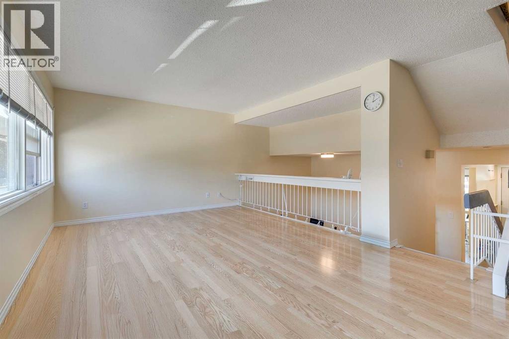 Single Family House 5 Level for Sale in  Brae Glen Road SW Braeside Calgary 