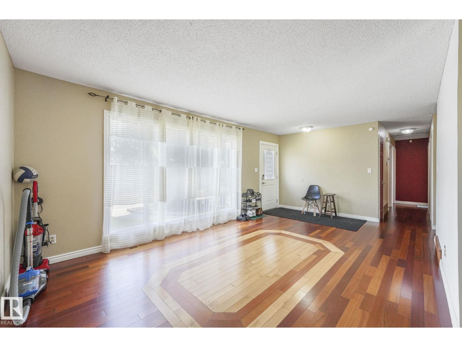 Photo 42 of 1408 76 St Nw, Edmonton AB