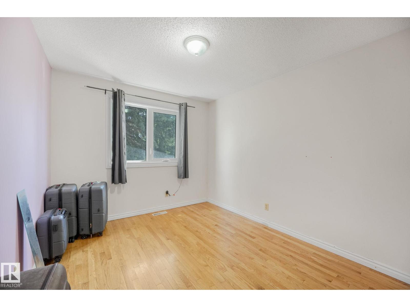 Photo 67 of 1408 76 St Nw, Edmonton AB