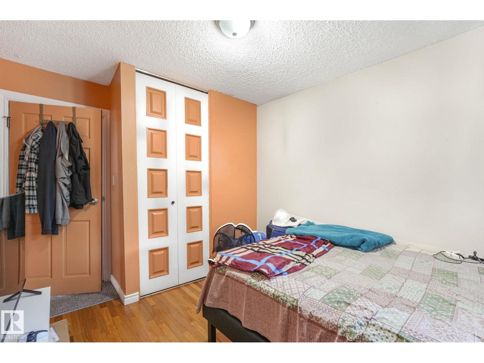 Photo 16 of 1408 76 St Nw, Edmonton AB
