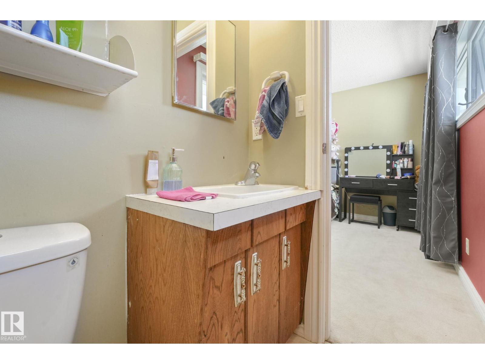 Photo 54 of 1408 76 St Nw, Edmonton AB