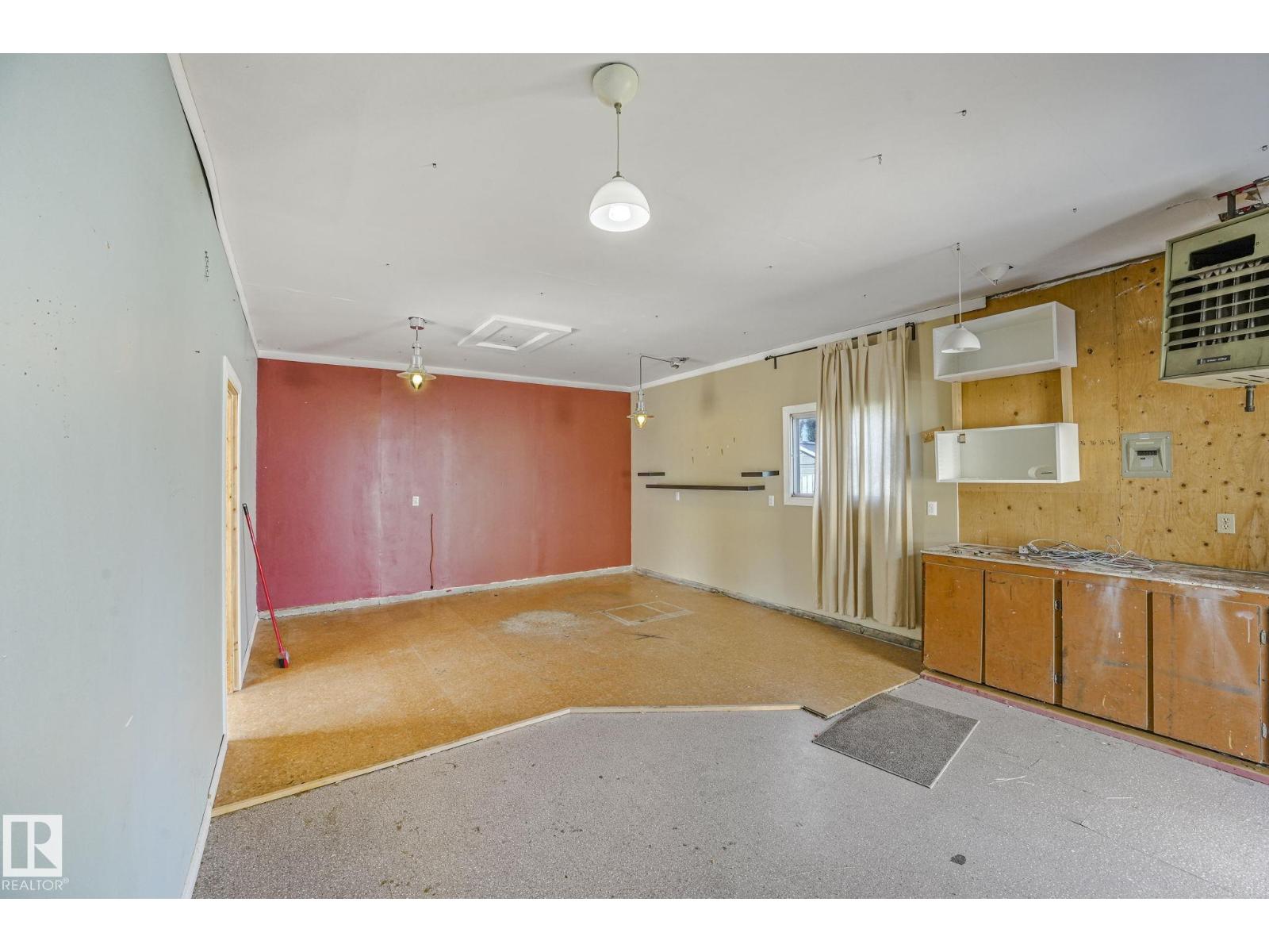 Photo 63 of 1408 76 St Nw, Edmonton AB