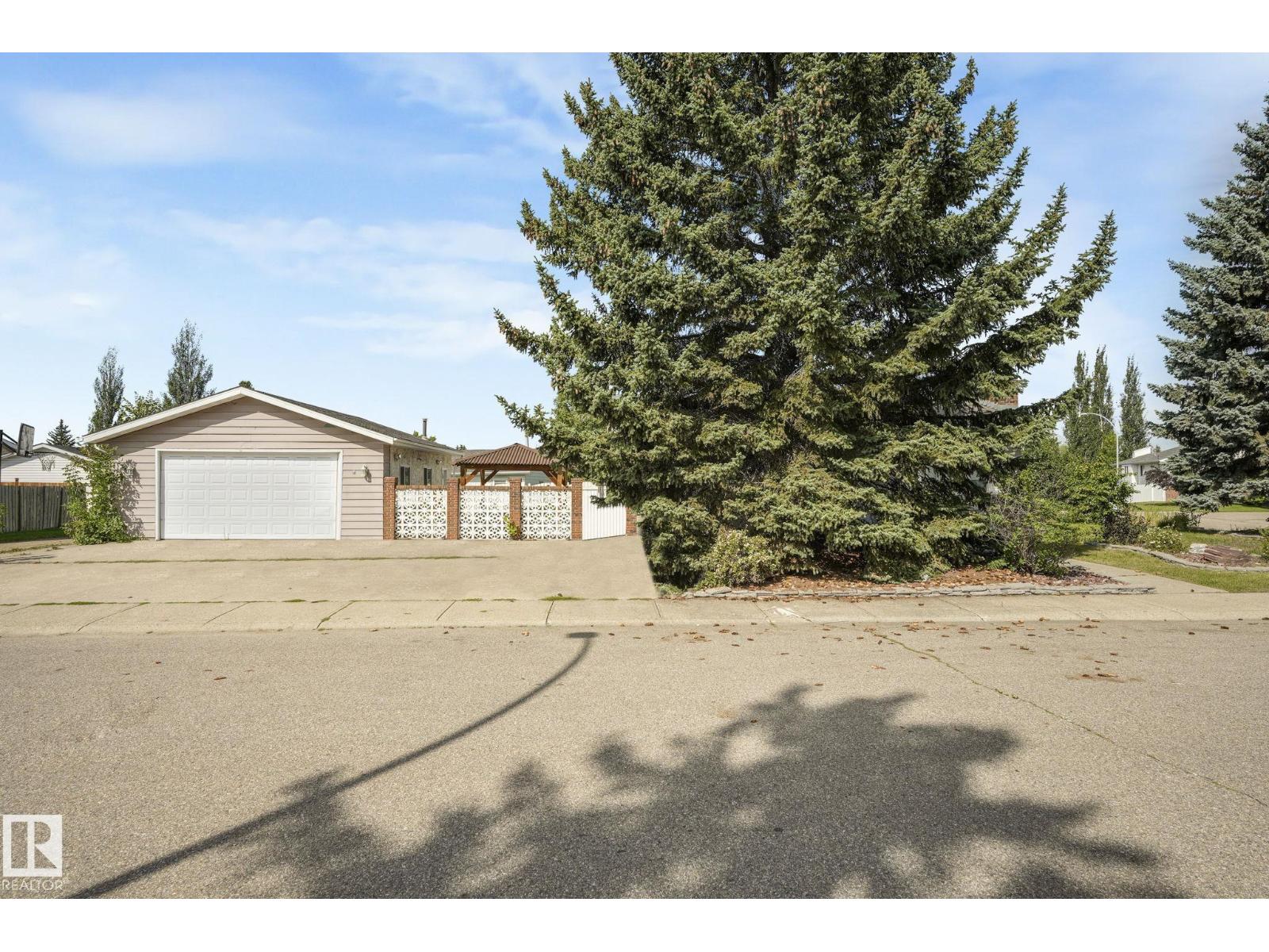 Photo 68 of 1408 76 St Nw, Edmonton AB