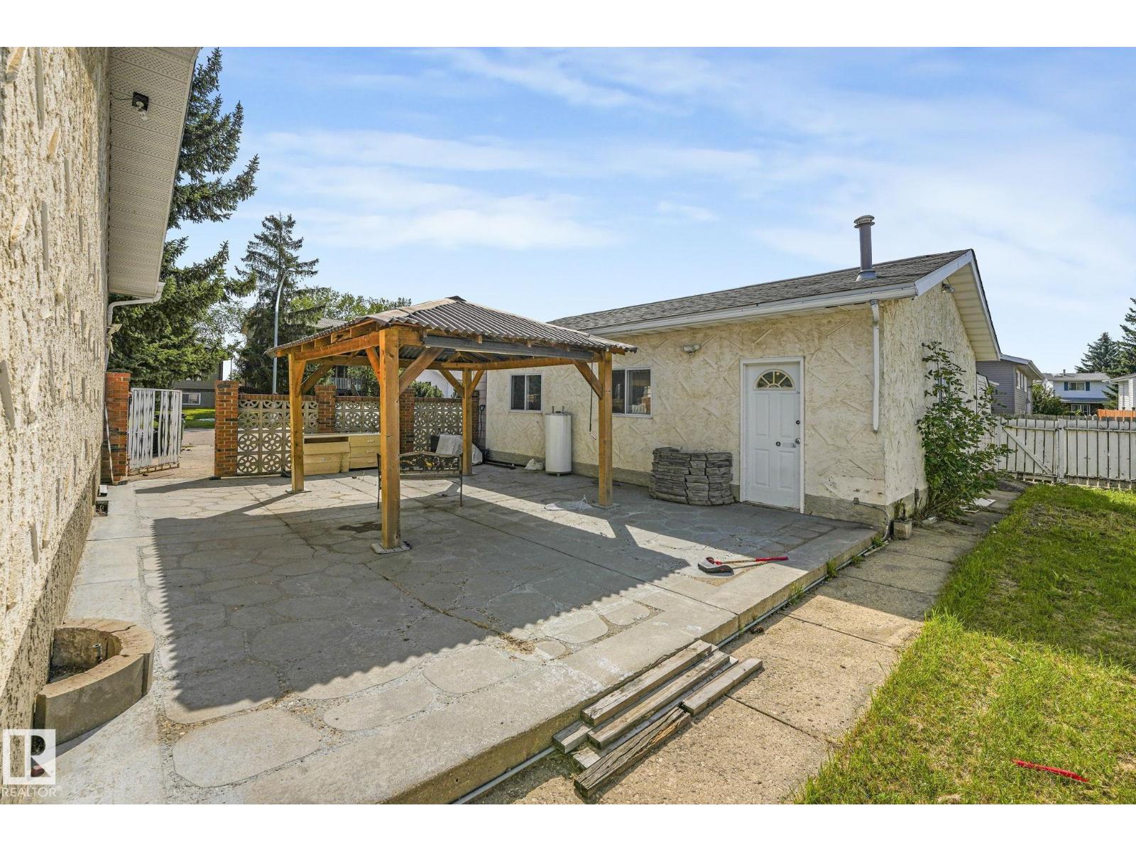 Photo 65 of 1408 76 St Nw, Edmonton AB