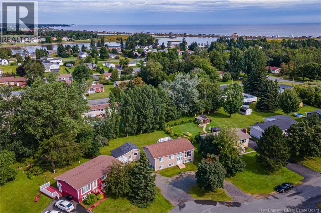 Photo 20 of 214 Maurice Crescent, Beresford NB