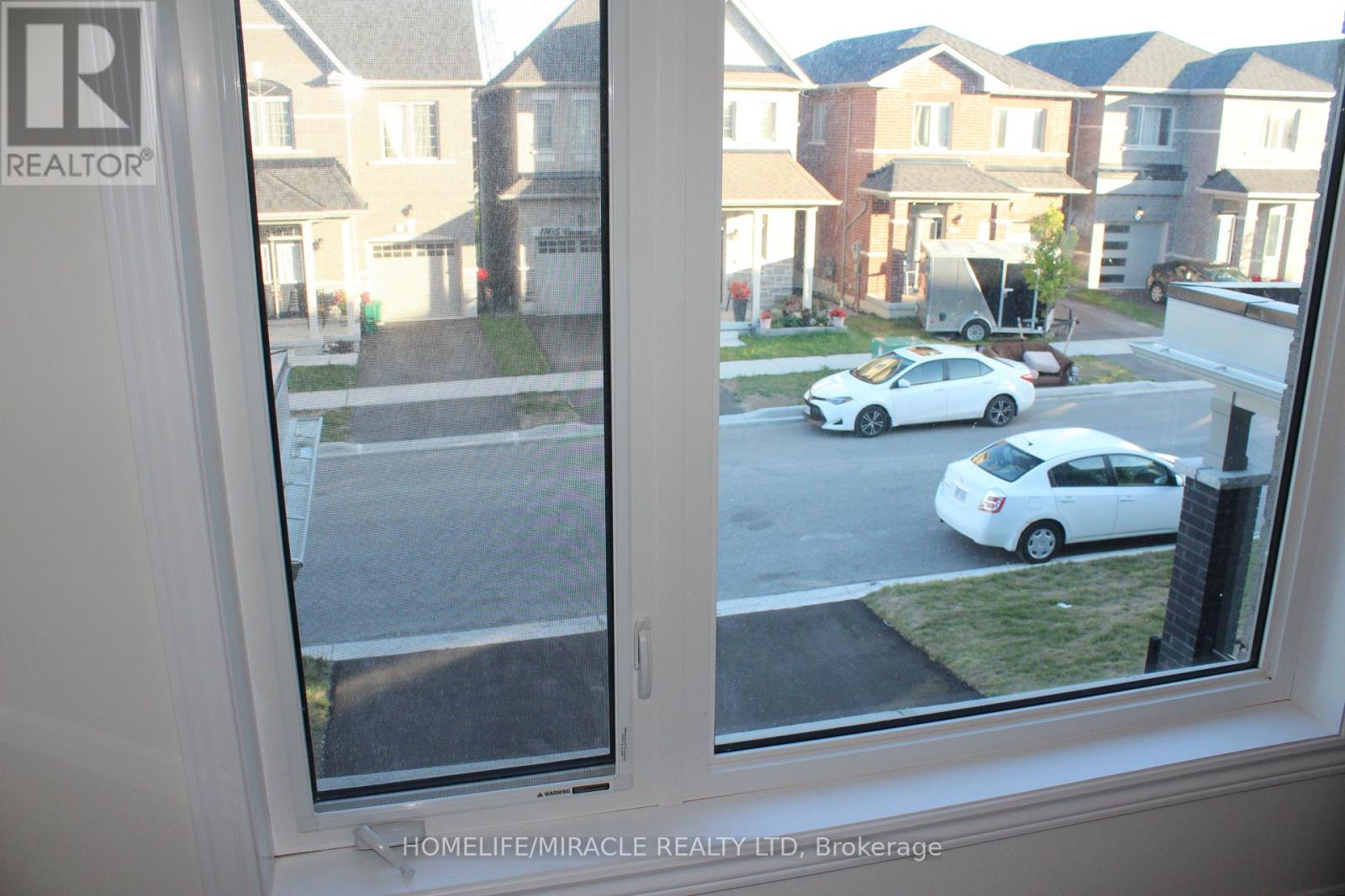 Photo 22 of 1108 Cameo Street, Pickering ON