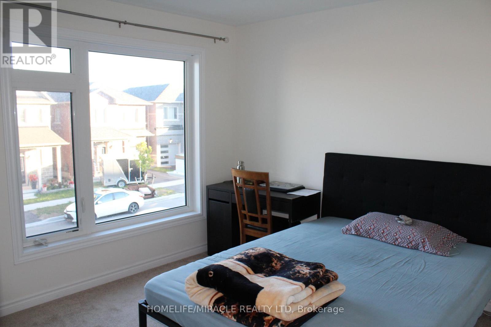 Photo 5 of 1108 Cameo Street, Pickering ON