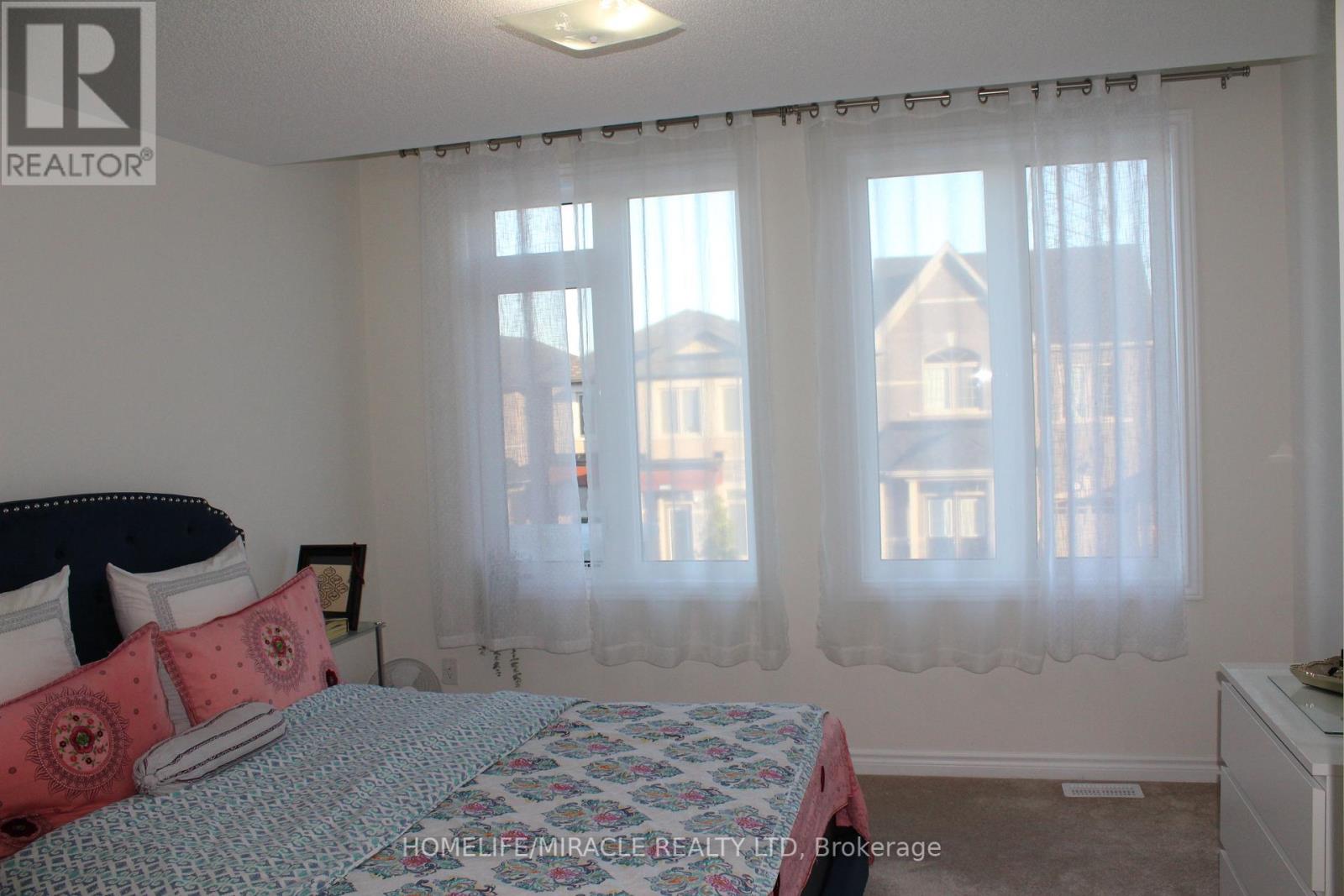 Photo 17 of 1108 Cameo Street, Pickering ON