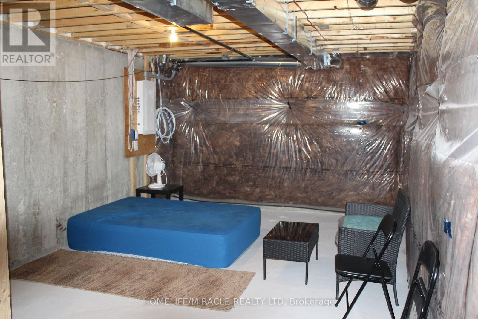 Photo 18 of 1108 Cameo Street, Pickering ON