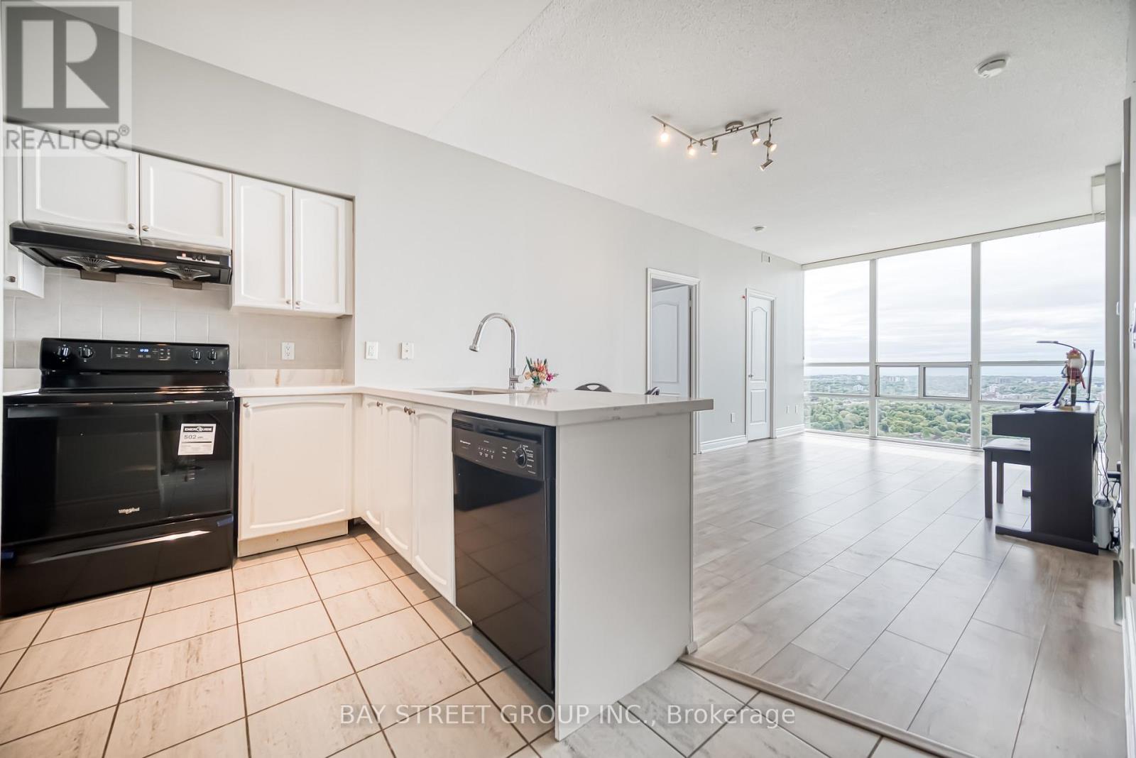 Photo 32 of 3407 60 Brian Harrison Way, Toronto ON