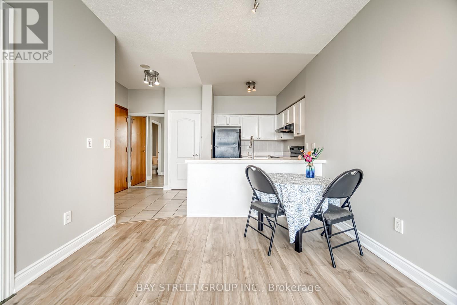 Photo 14 of 3407 60 Brian Harrison Way, Toronto ON
