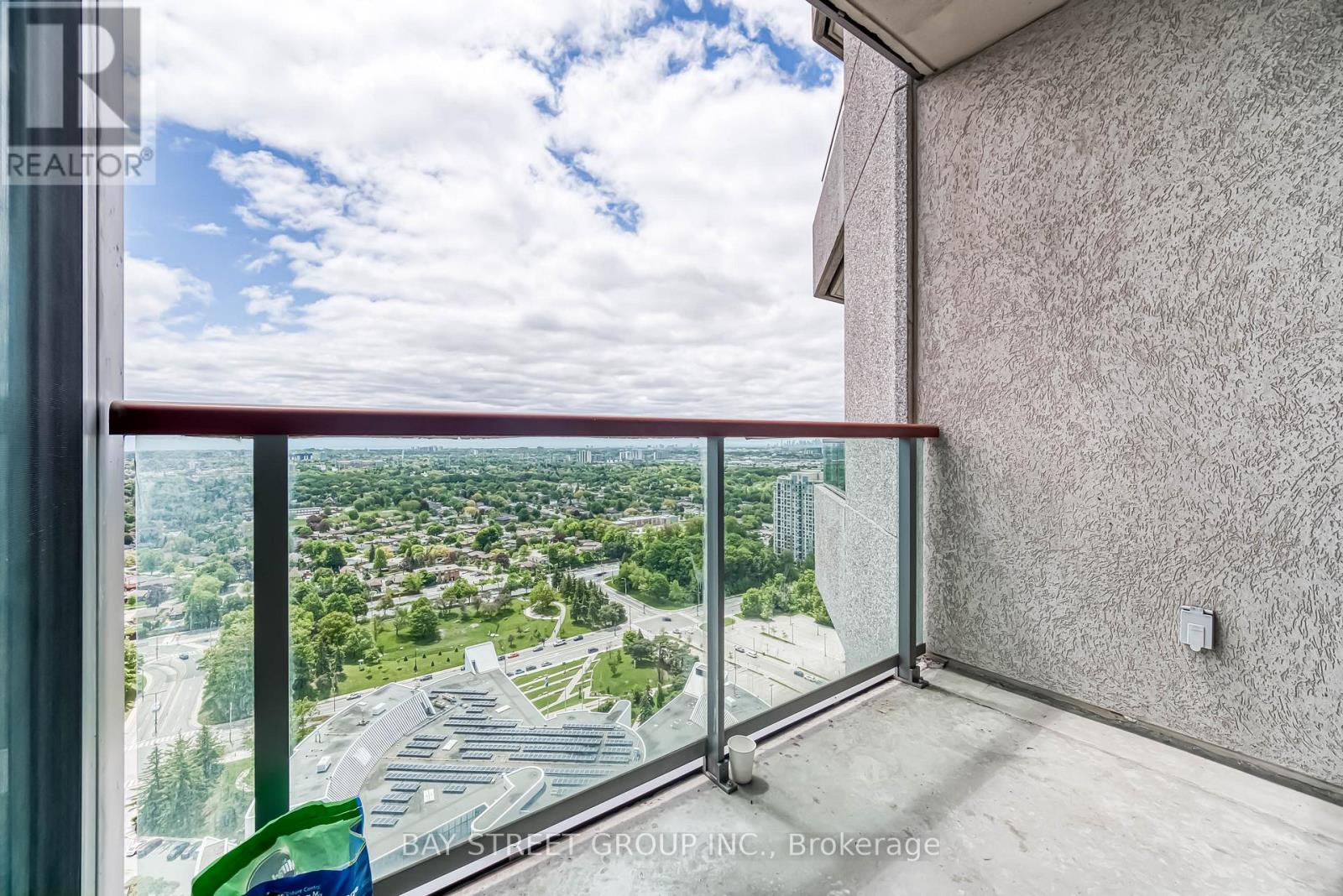 Photo 4 of 3407 60 Brian Harrison Way, Toronto ON