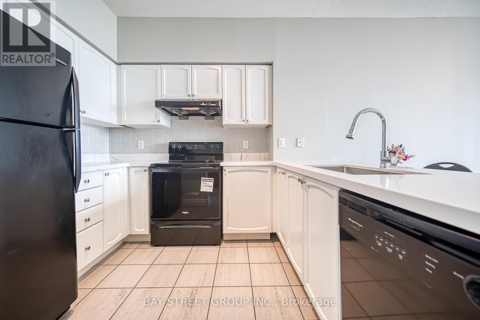 Photo 17 of 3407 60 Brian Harrison Way, Toronto ON