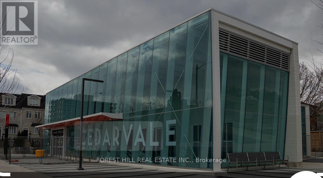 Photo 7 of A 80 Belgravia Avenue, Toronto ON
