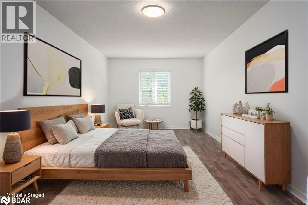 Photo 6 of 22 River Ridge Road, Barrie ON