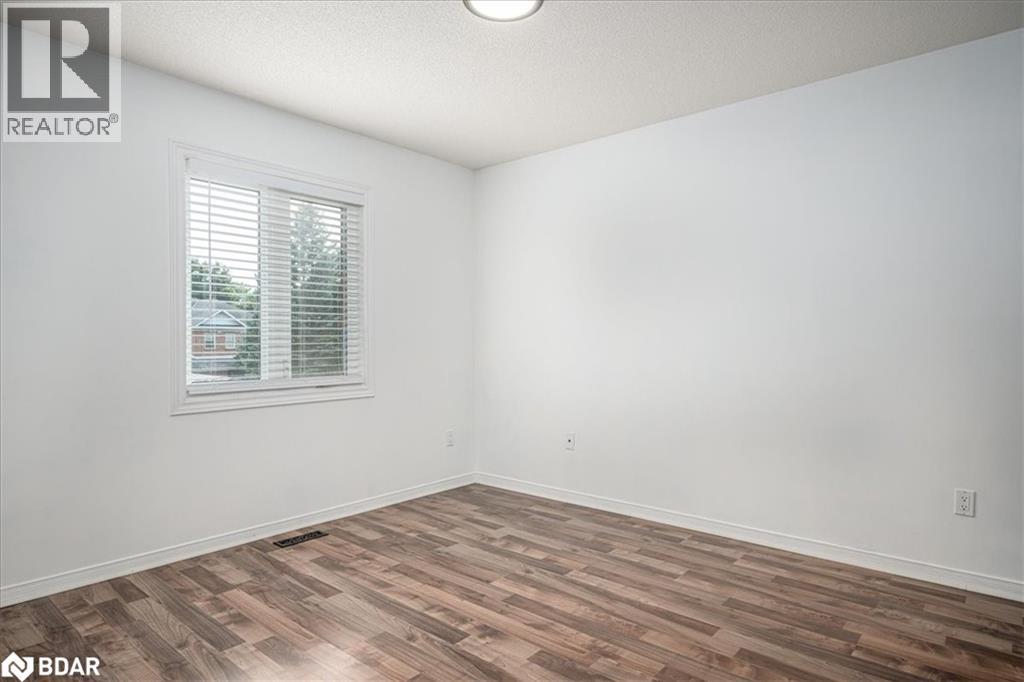 Photo 17 of 22 River Ridge Road, Barrie ON