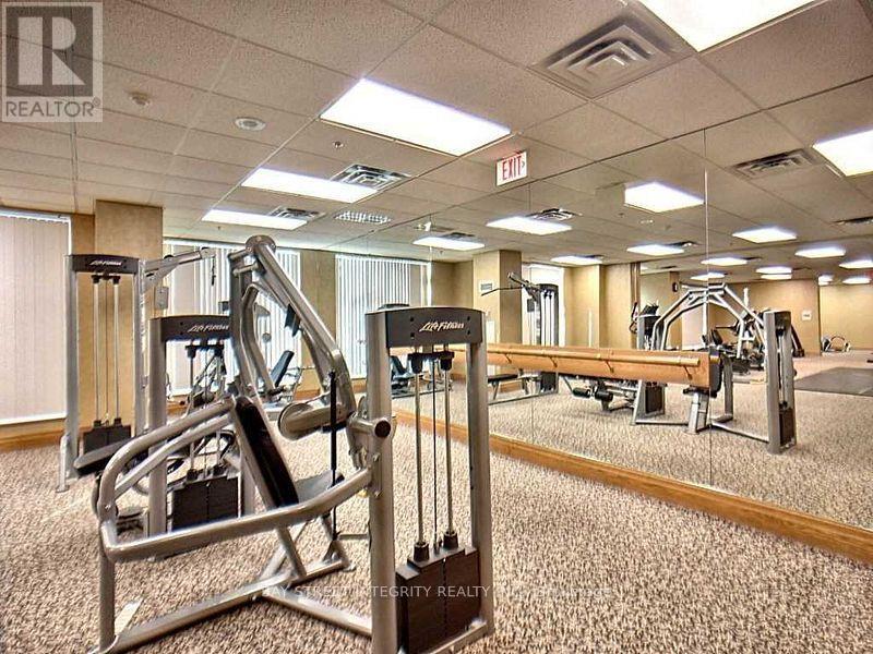 Photo 15 of 802 185 Oneida Crescent, Richmond Hill ON