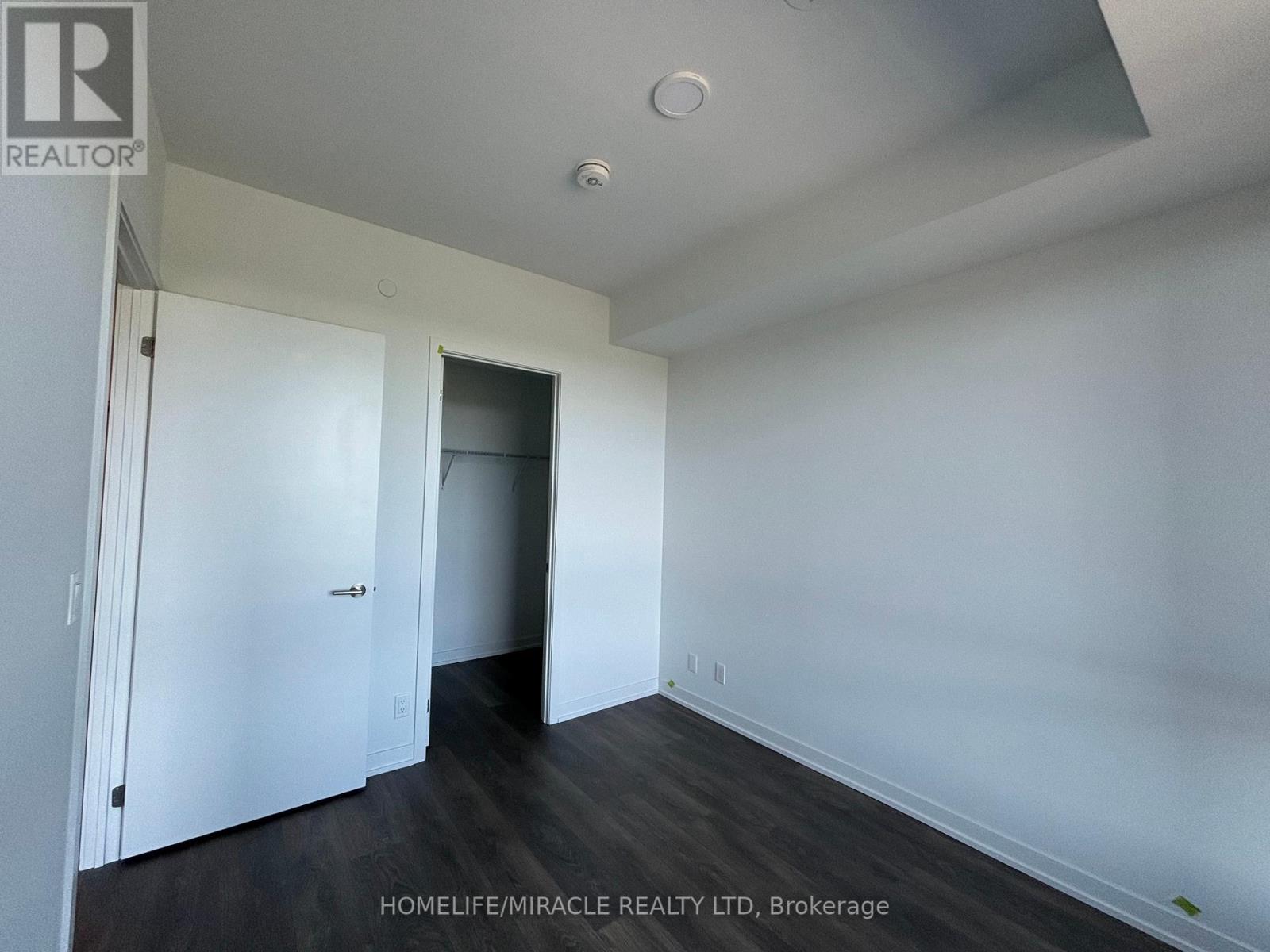 Photo 6 of B 2106 7950 Bathurst Street, Vaughan ON