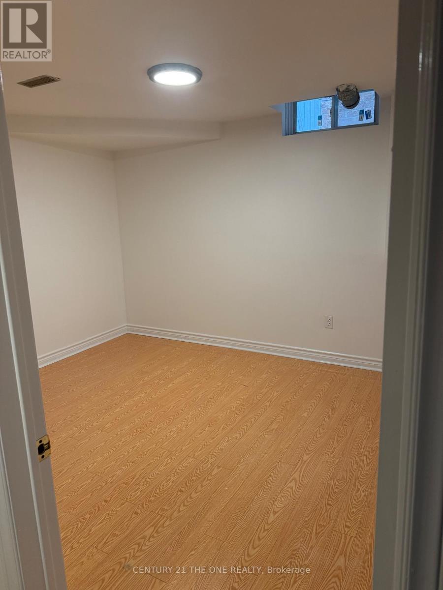 Photo 11 of 185 Campbell Avenue, Vaughan ON